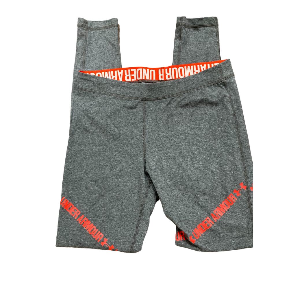 Armour under size sm‎